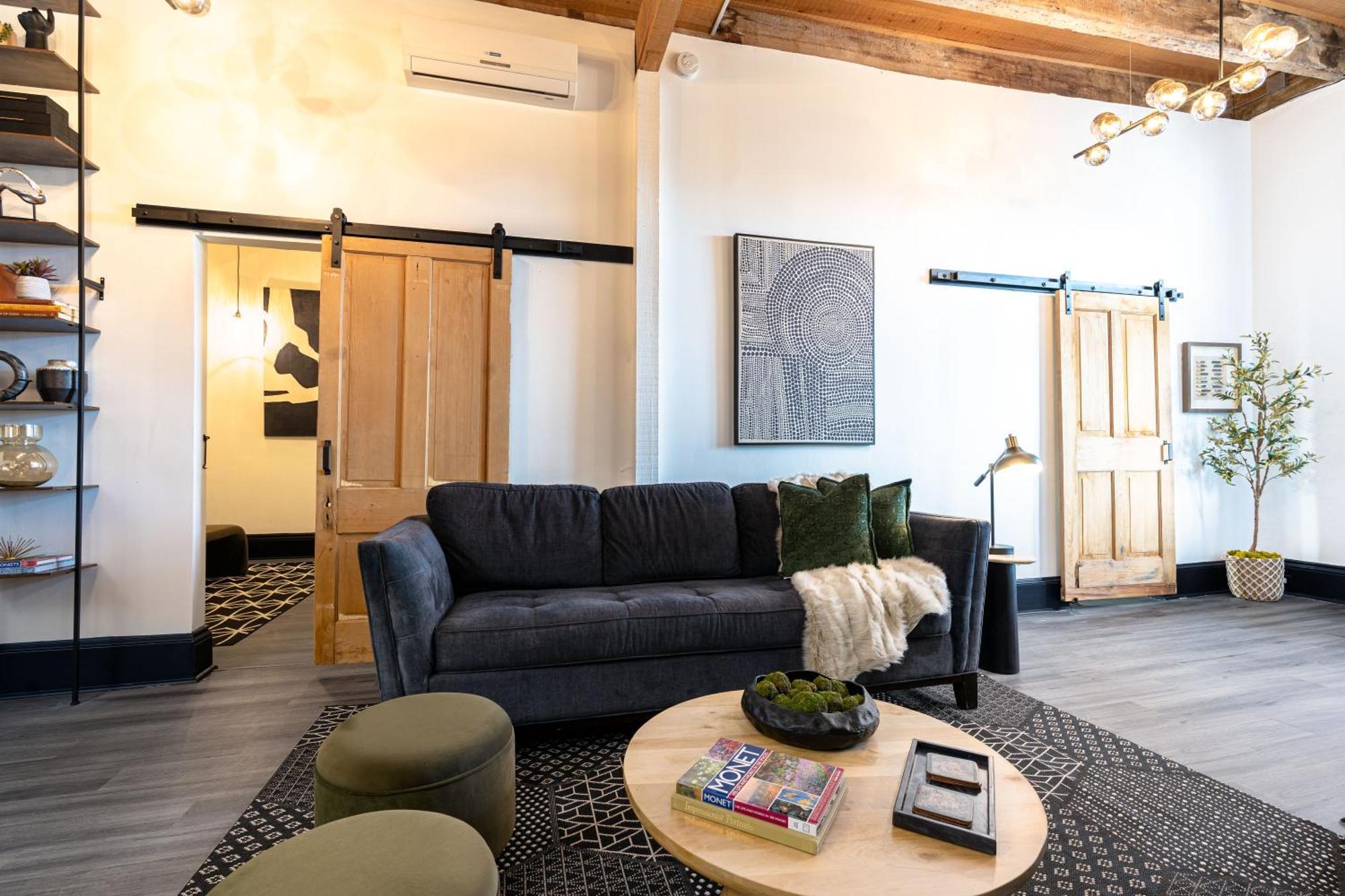Saint Philip Hotel 3*